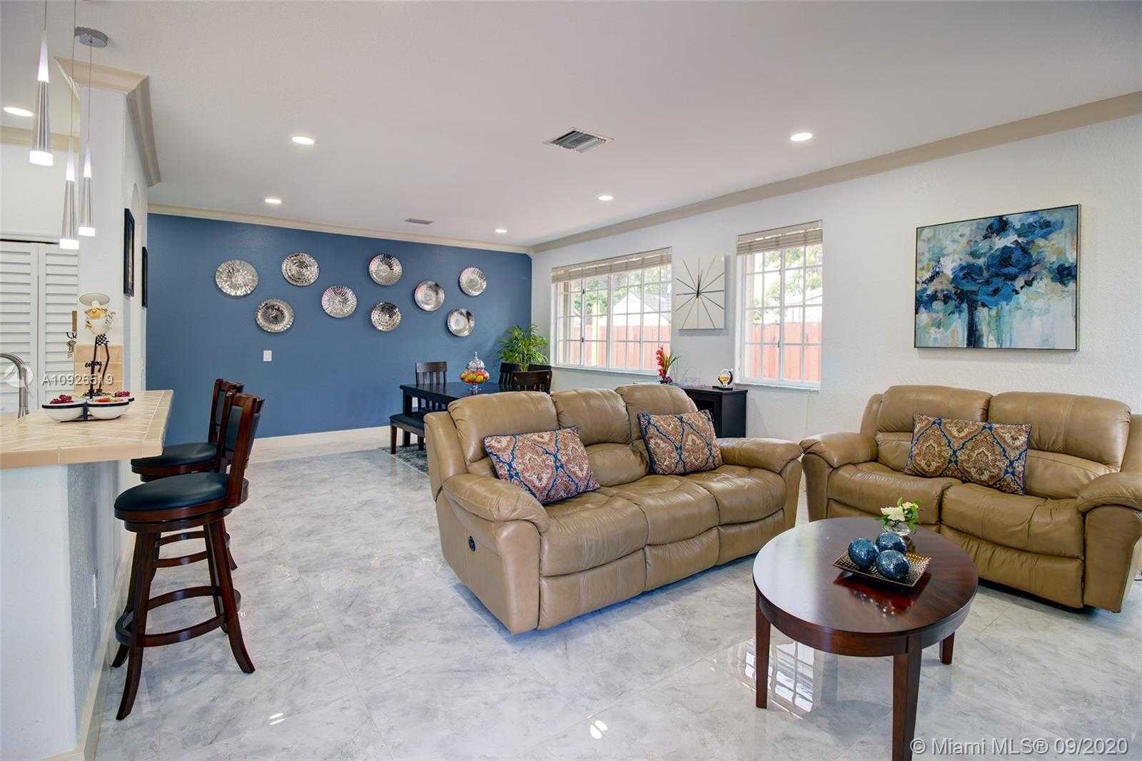 Small Image of 7784 NORTH WEST 167TH TER, Miami Lakes Number 4