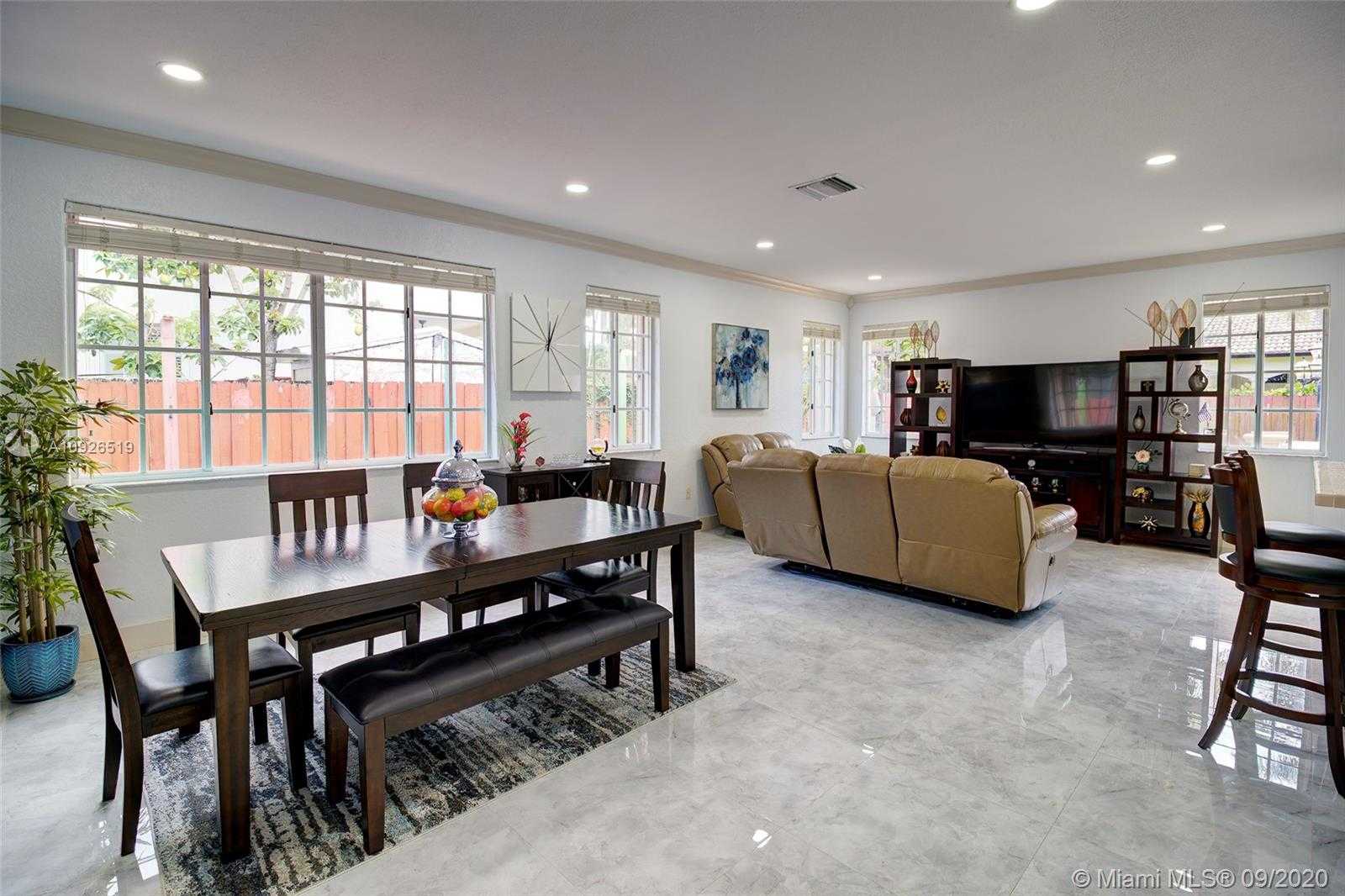 Small Image of 7784 NORTH WEST 167TH TER, Miami Lakes Number 5