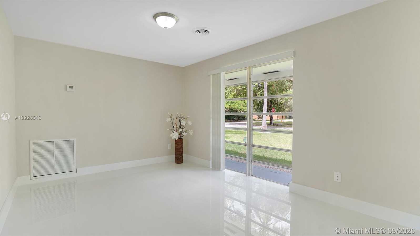 Small Image of 8650 SOUTH WEST 155TH TER, Palmetto Bay Number 21