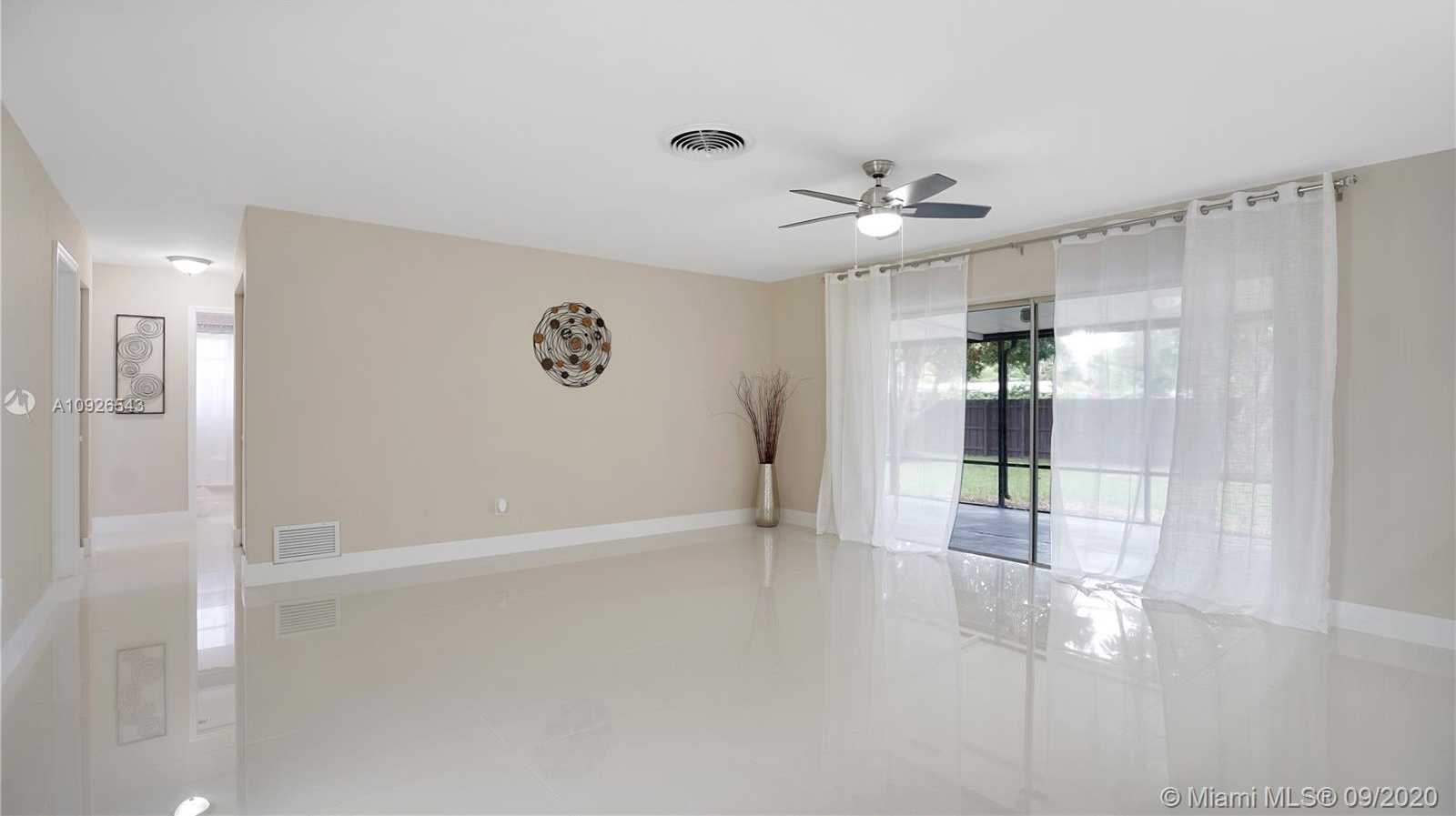 Small Image of 8650 SOUTH WEST 155TH TER, Palmetto Bay Number 7
