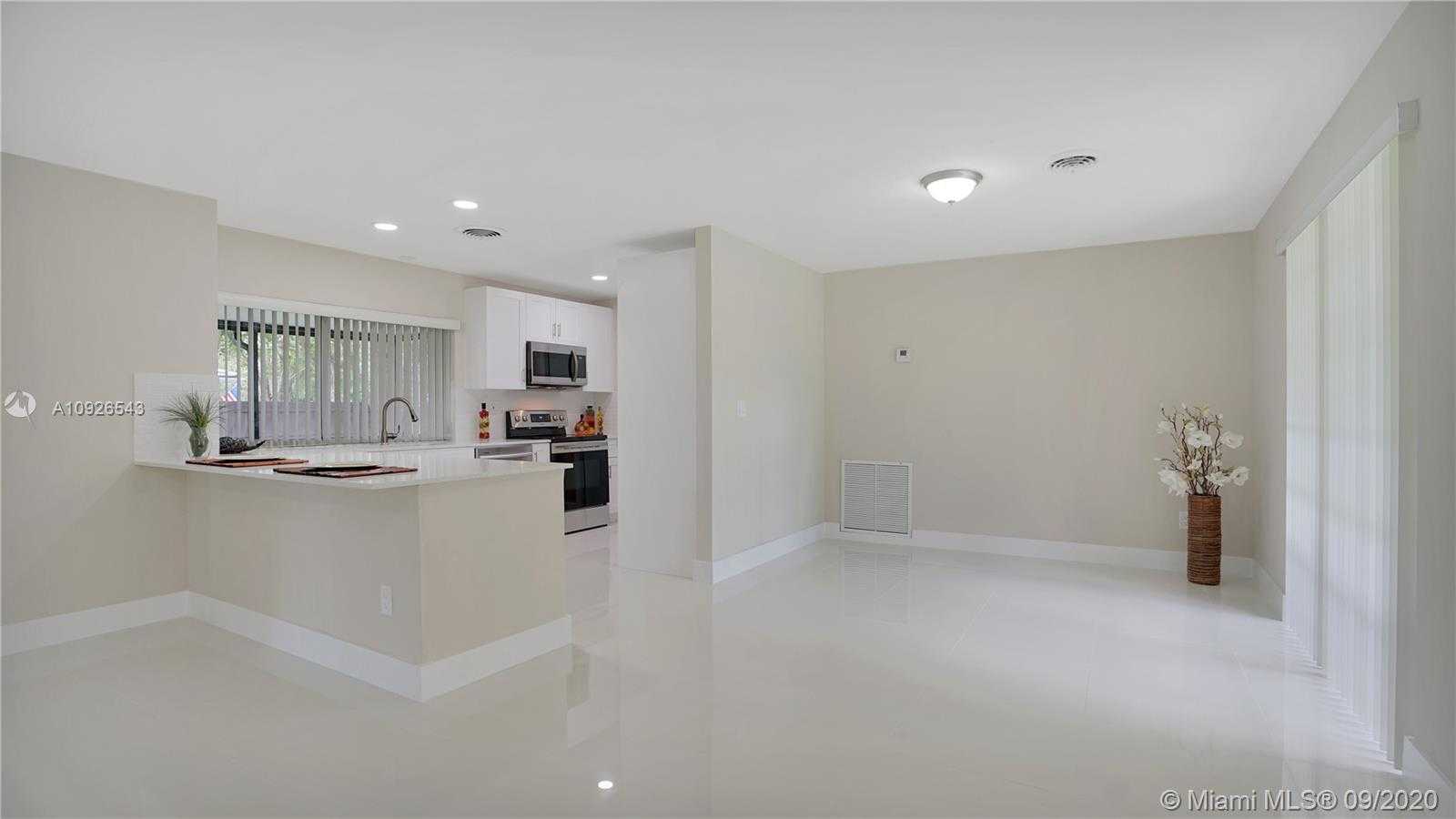 Small Image of 8650 SOUTH WEST 155TH TER, Palmetto Bay Number 9
