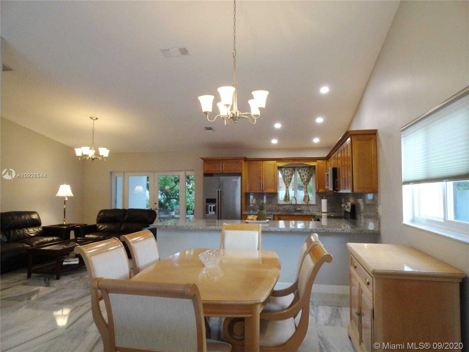 Small Image of 9420 SOUTH WEST 21ST ST, Miami Number 6