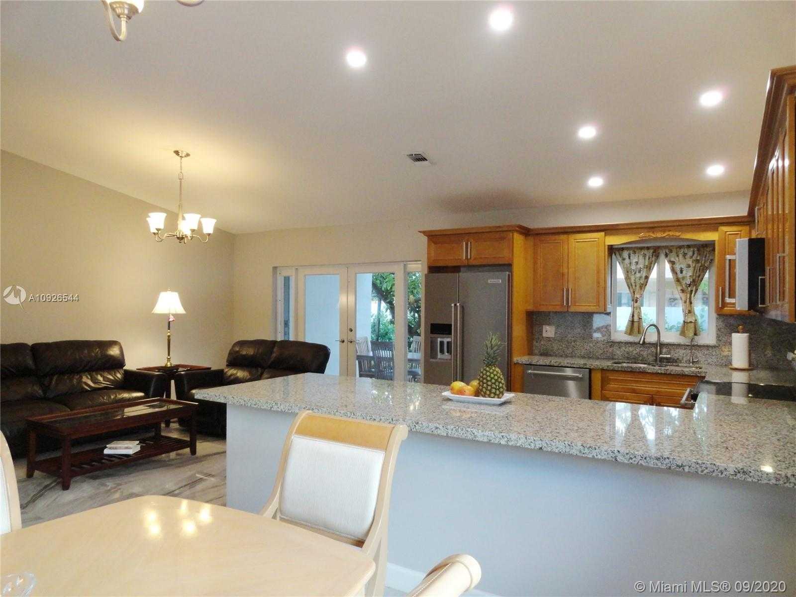 Small Image of 9420 SOUTH WEST 21ST ST, Miami Number 7