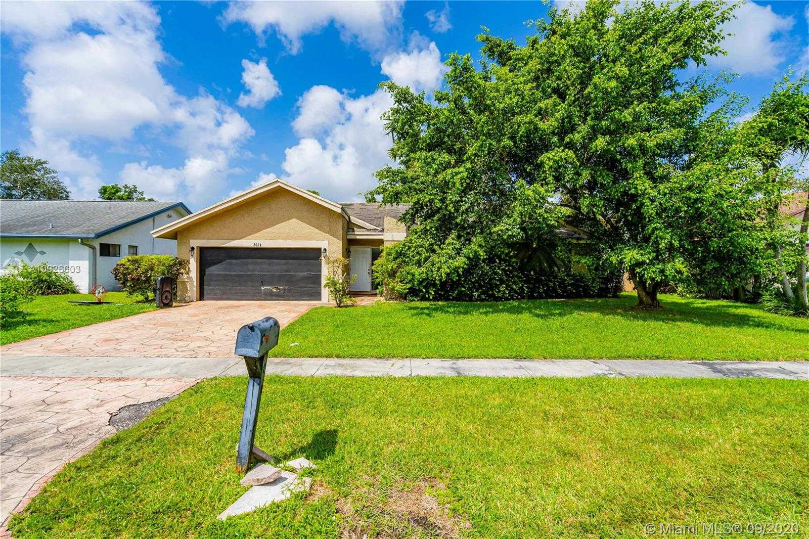 Small Image of 3621 NORTH WEST 75TH TER, Lauderhill Number 2