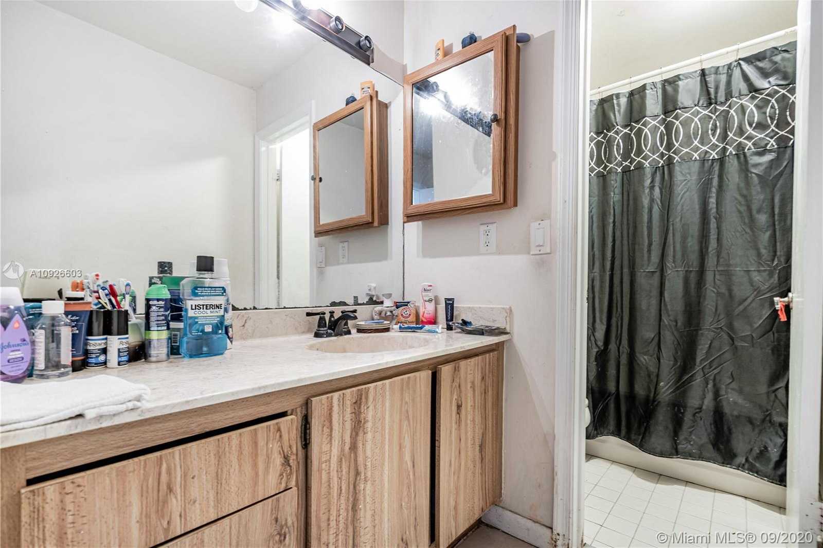 Small Image of 3621 NORTH WEST 75TH TER, Lauderhill Number 24