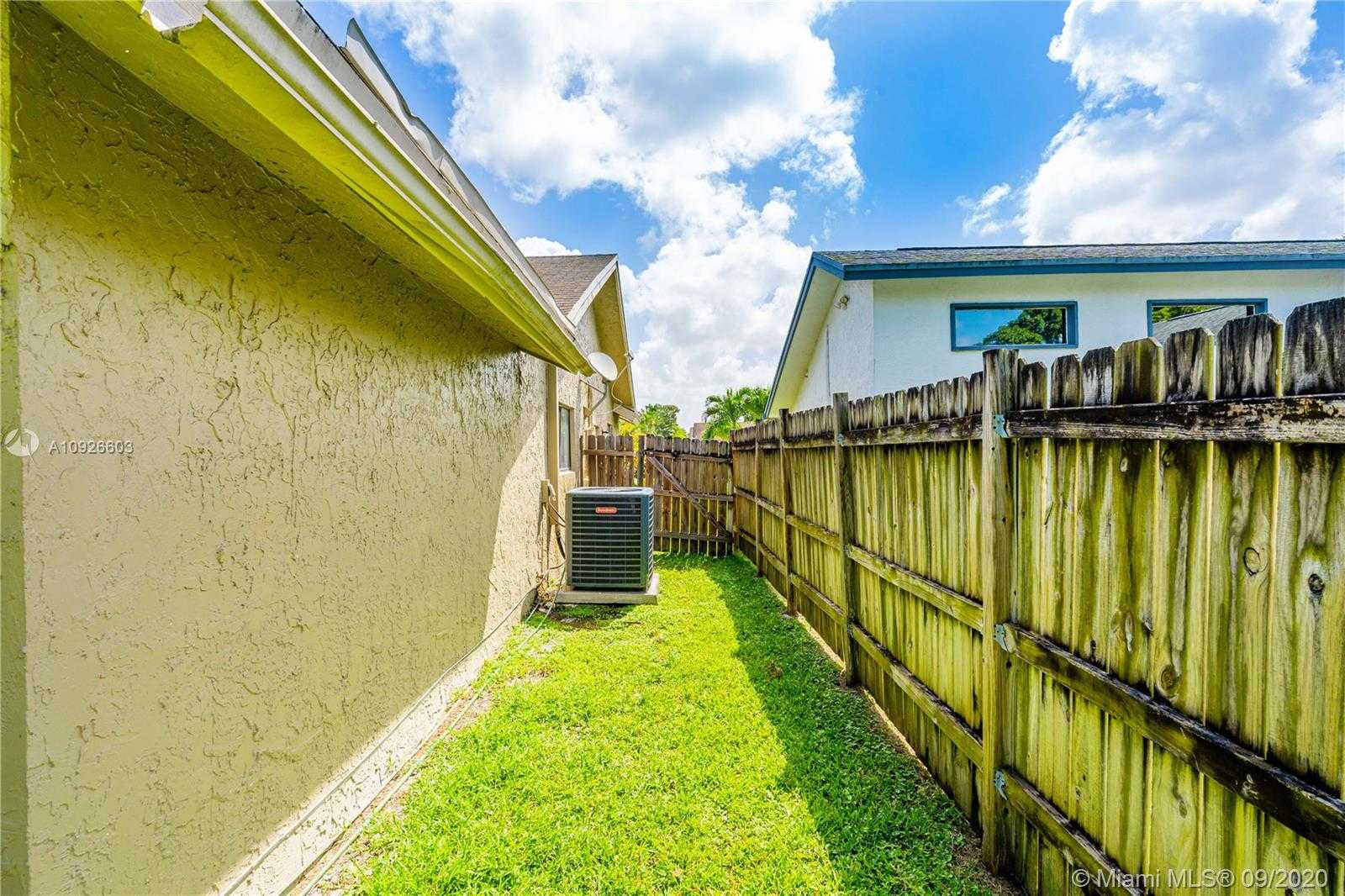 Small Image of 3621 NORTH WEST 75TH TER, Lauderhill Number 32