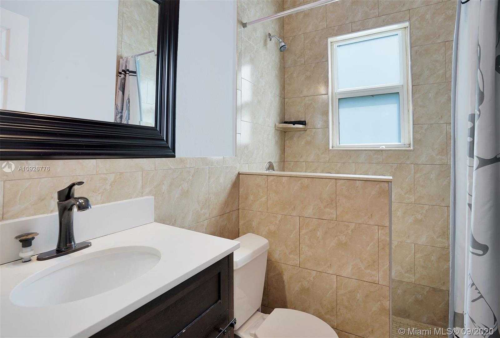 Small Image of 8629 NORTH EAST 8TH CT, Miami Number 12