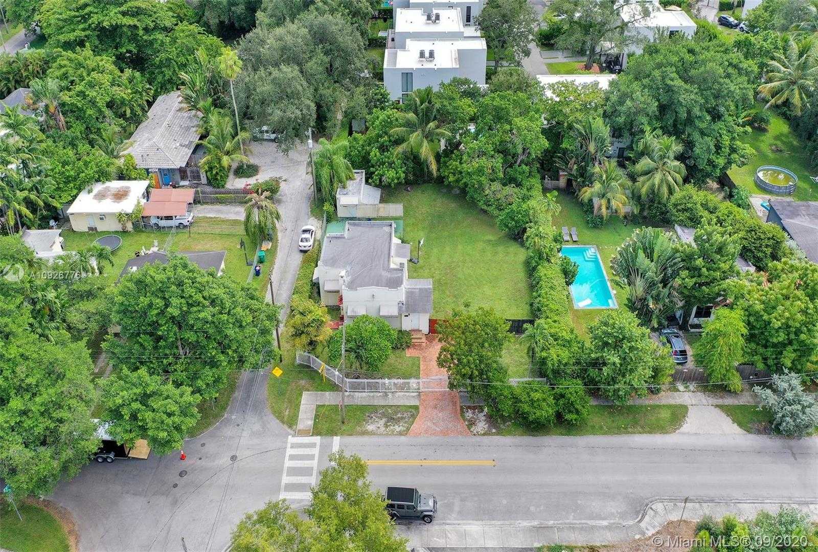 Small Image of 8629 NORTH EAST 8TH CT, Miami Number 15