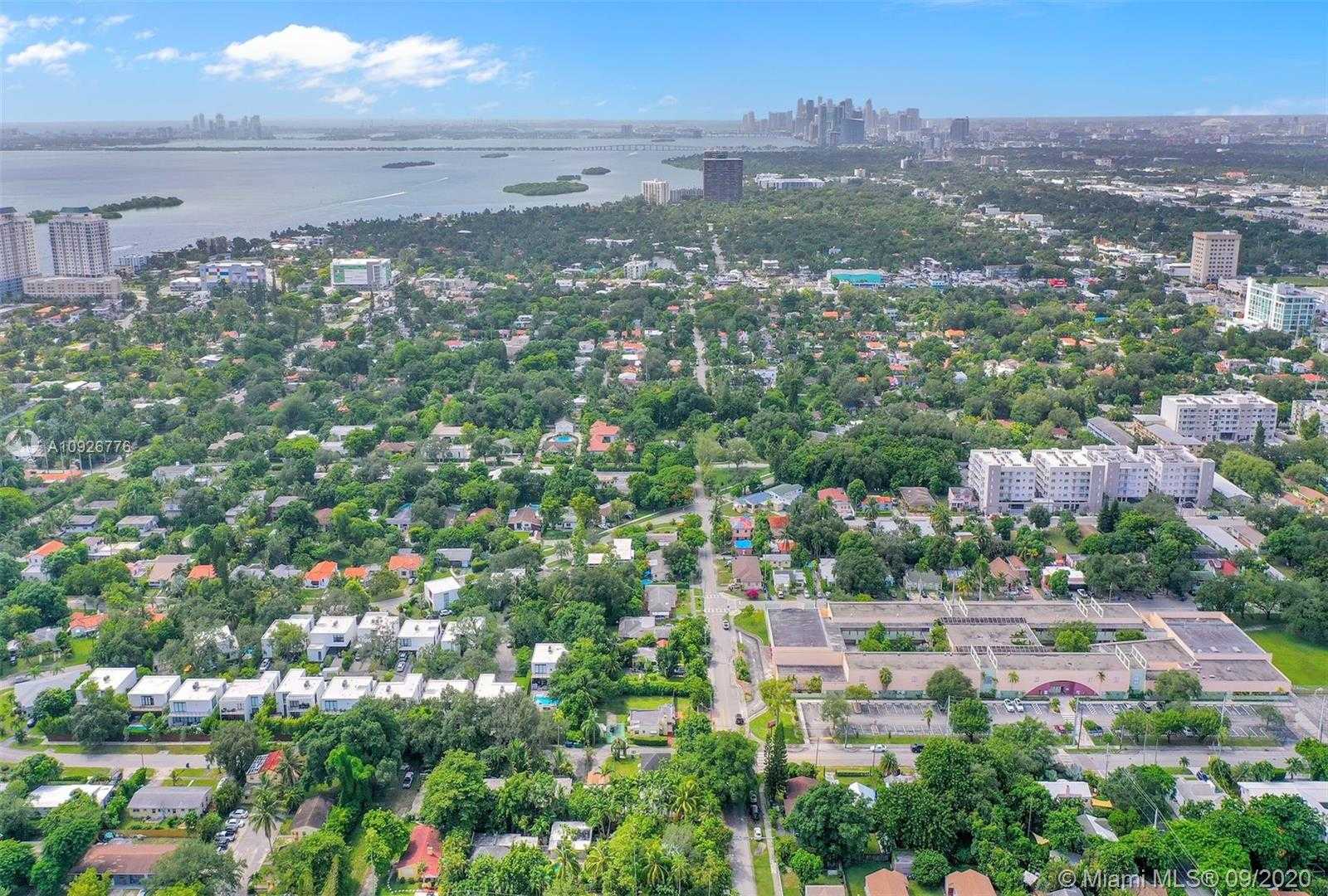 Small Image of 8629 NORTH EAST 8TH CT, Miami Number 2