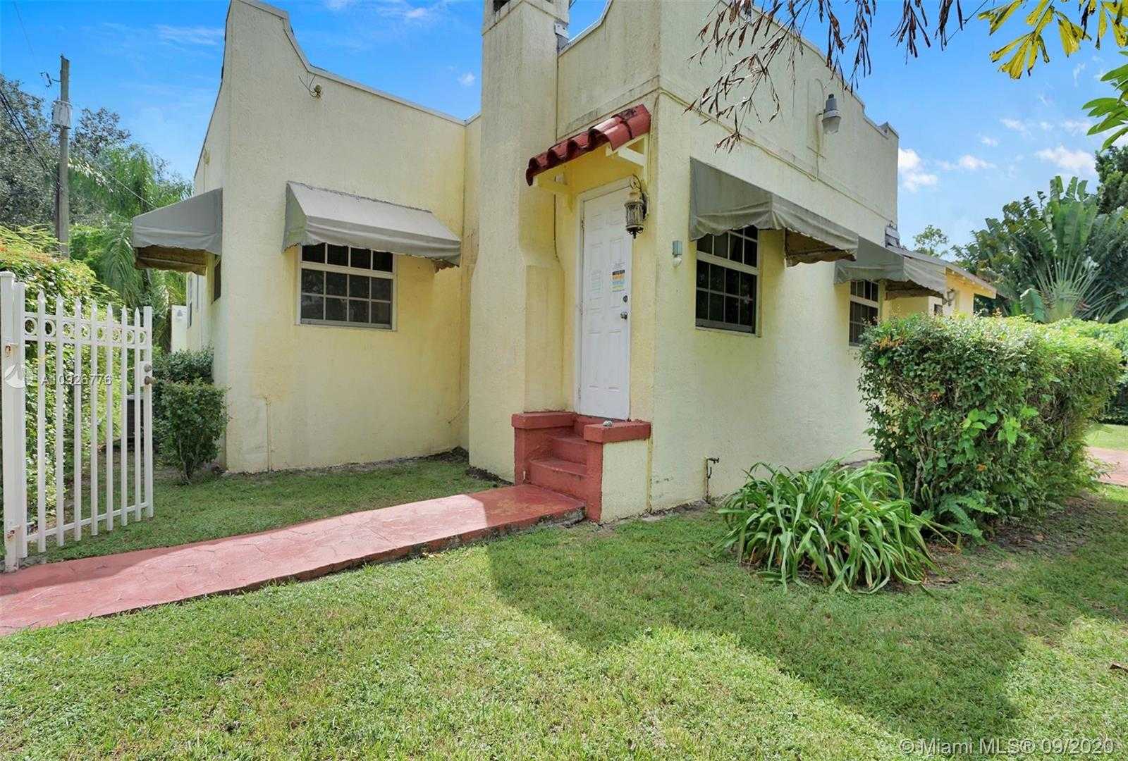 Small Image of 8629 NORTH EAST 8TH CT, Miami Number 7