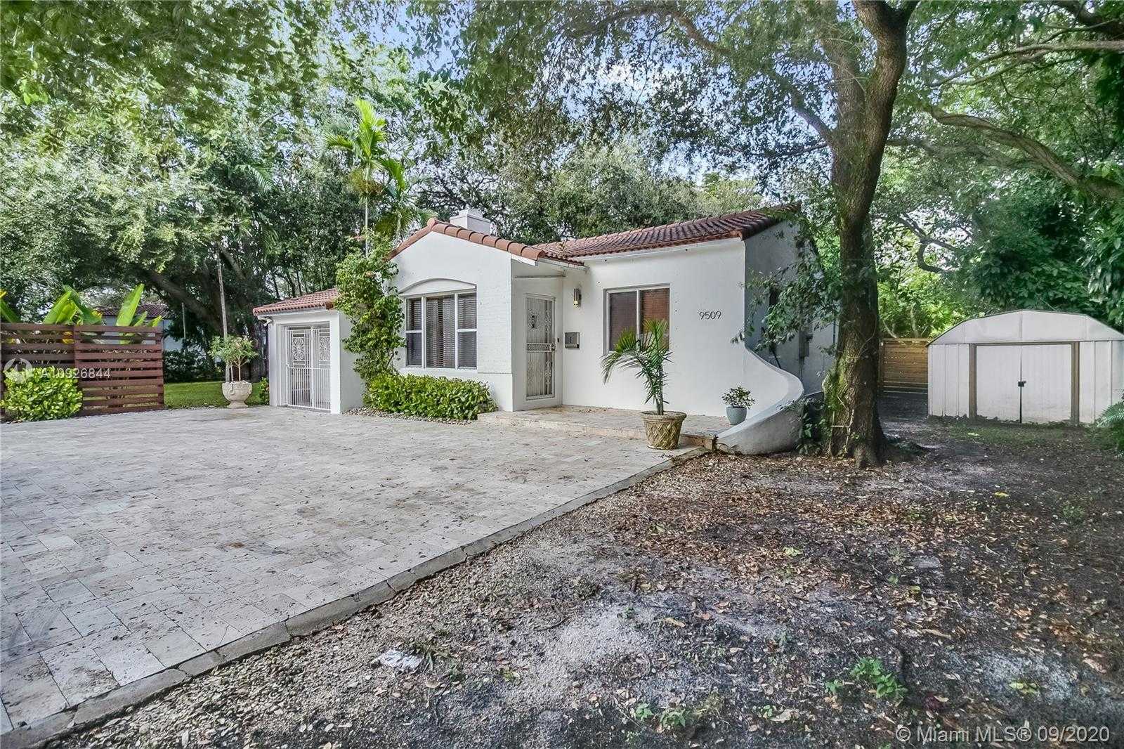 Small Image of 9509 NORTH MIAMI AVE, Miami Shores Number 17