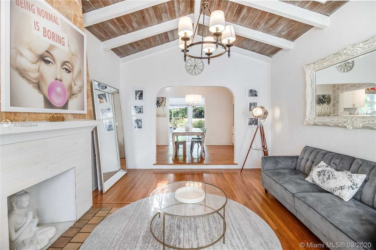 Small Image of 9509 NORTH MIAMI AVE, Miami Shores Number 18