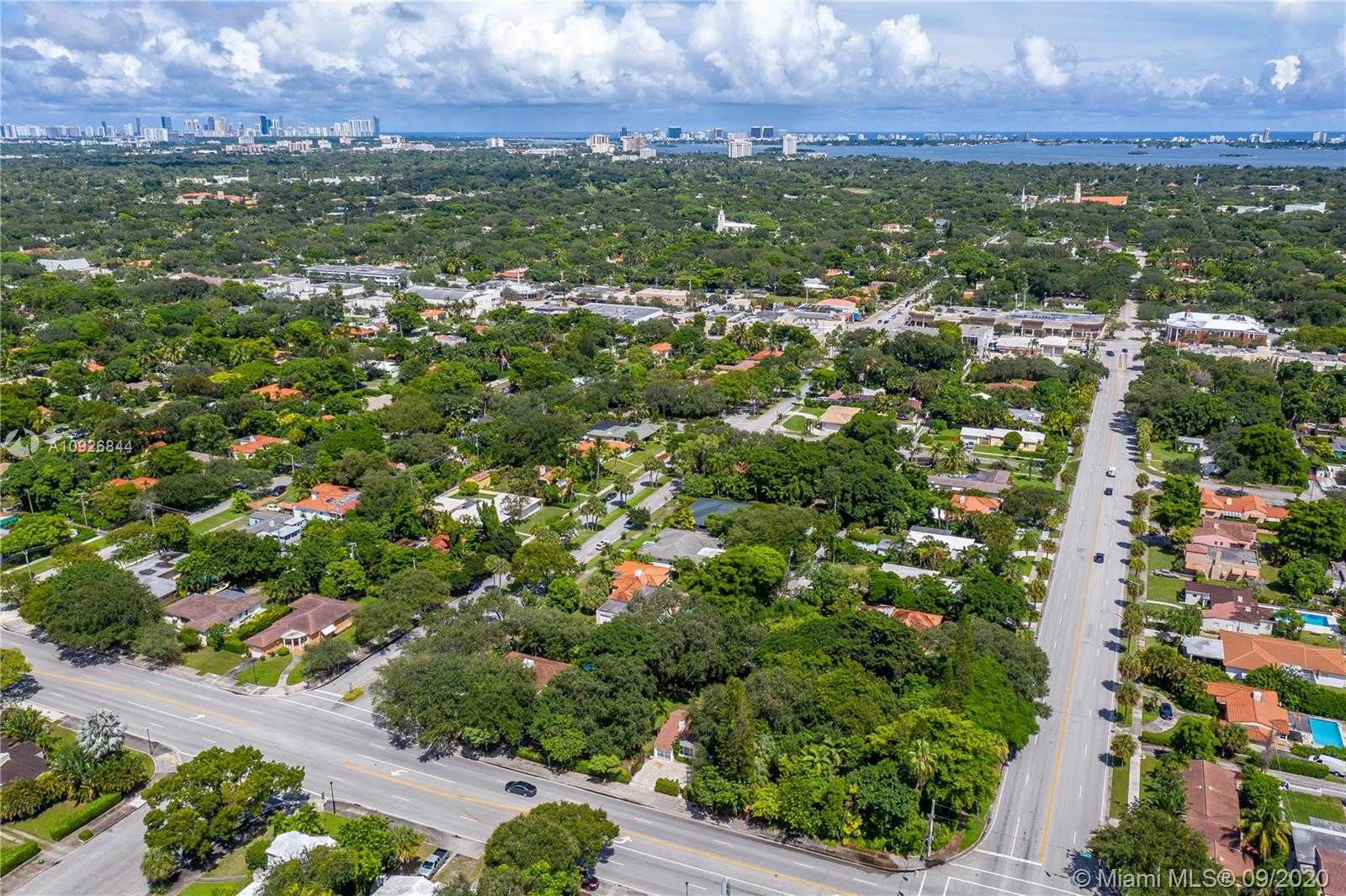 Small Image of 9509 NORTH MIAMI AVE, Miami Shores Number 21
