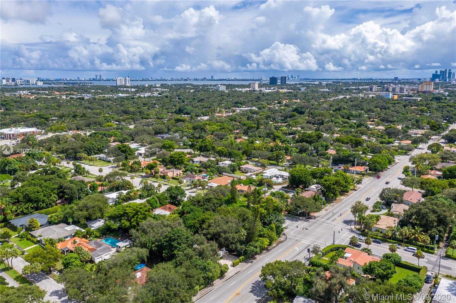 Small Image of 9509 NORTH MIAMI AVE, Miami Shores Number 25