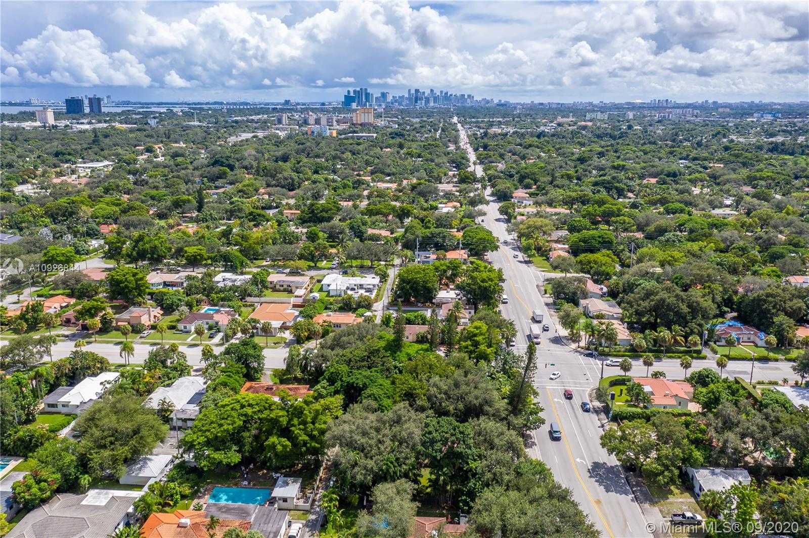 Small Image of 9509 NORTH MIAMI AVE, Miami Shores Number 26