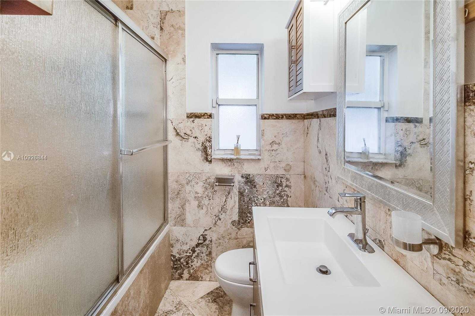 Small Image of 9509 NORTH MIAMI AVE, Miami Shores Number 6