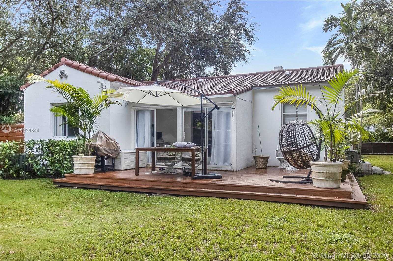 Small Image of 9509 NORTH MIAMI AVE, Miami Shores Number 7