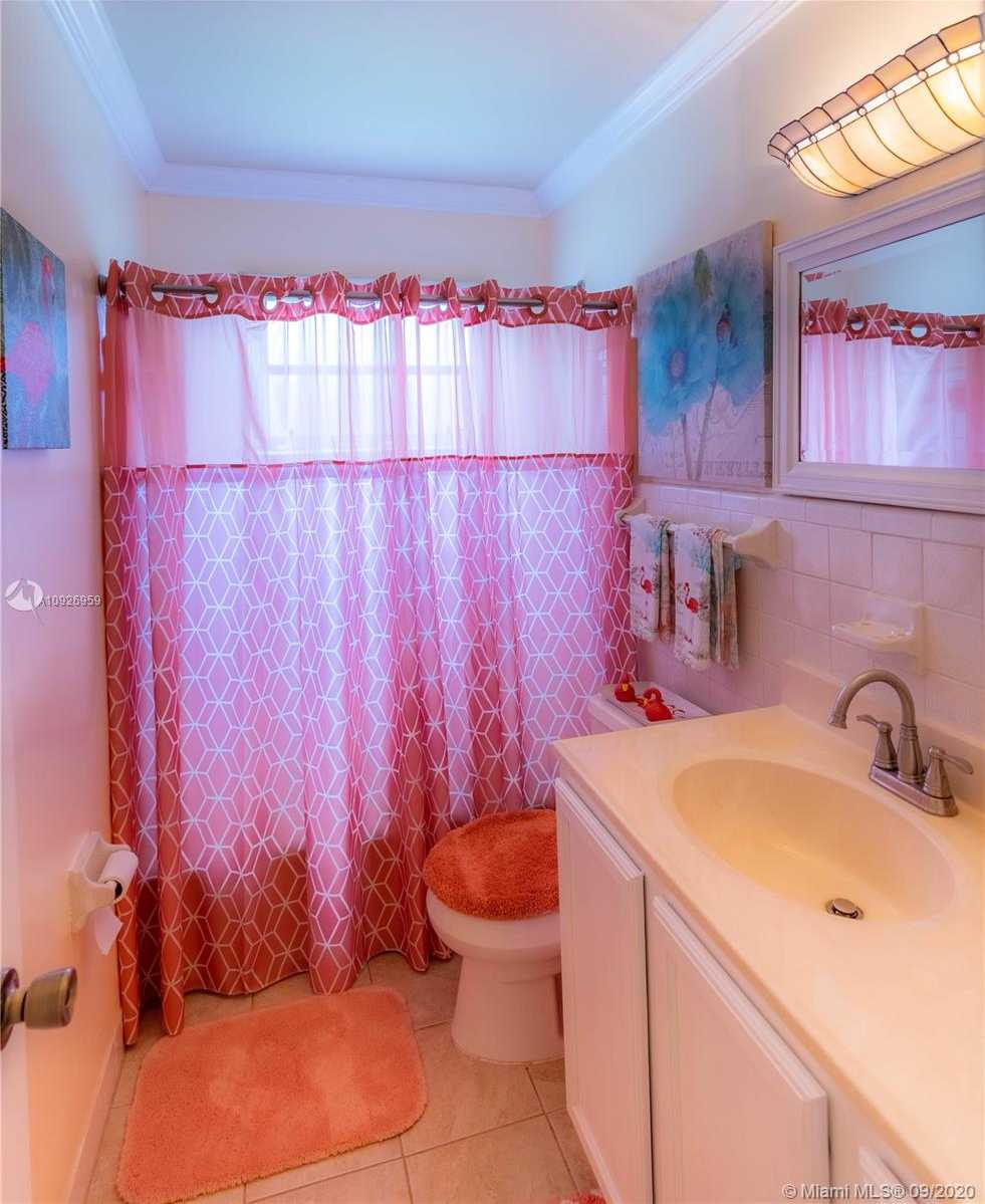 Small Image of 9469 SOUTH WEST 52ND PL, Cooper City Number 16