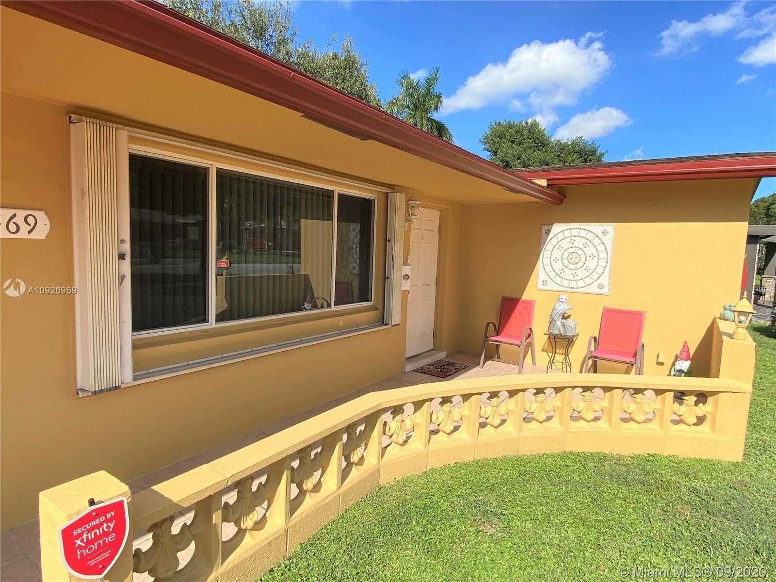 Small Image of 9469 SOUTH WEST 52ND PL, Cooper City Number 26