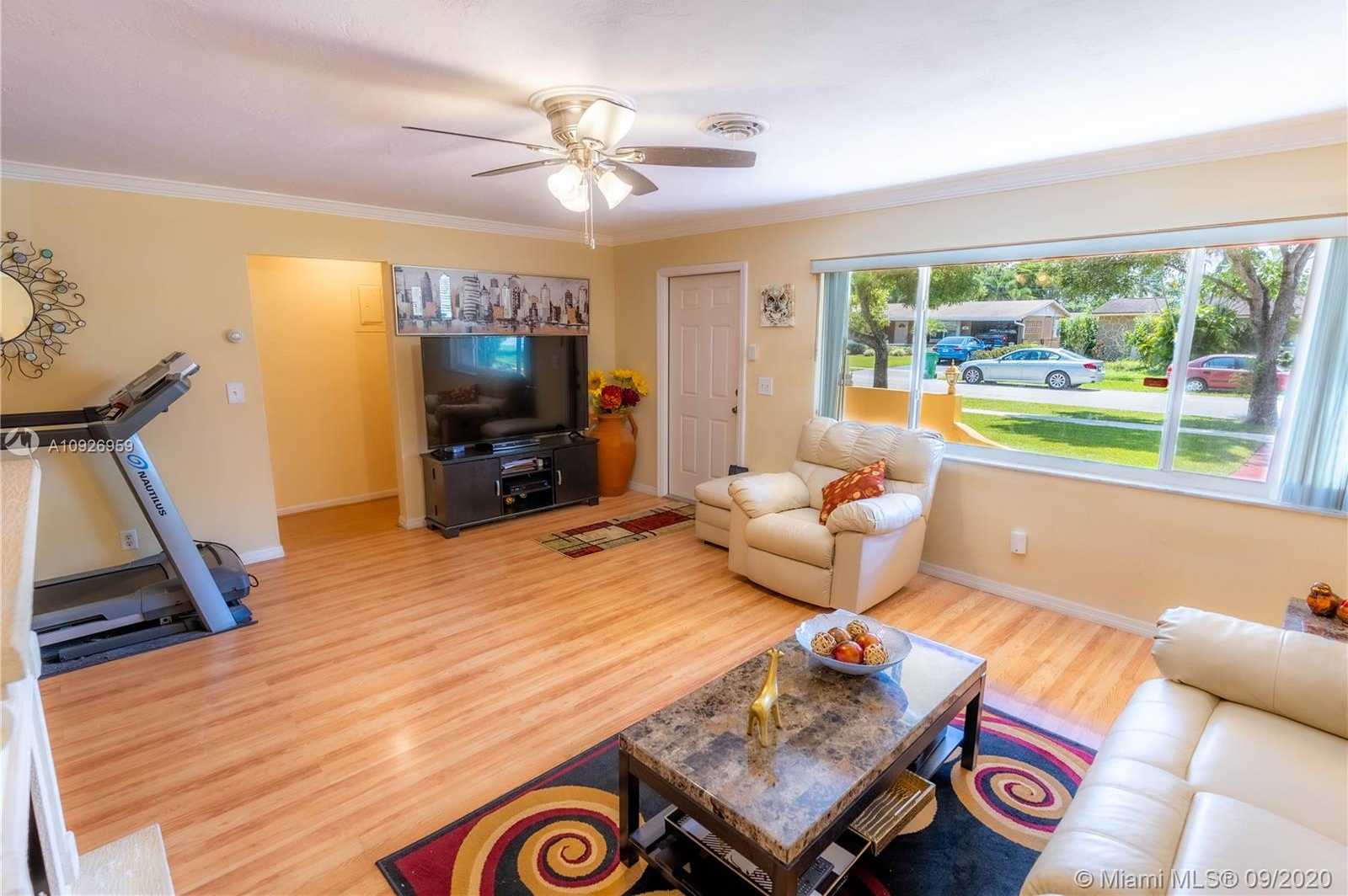Small Image of 9469 SOUTH WEST 52ND PL, Cooper City Number 5