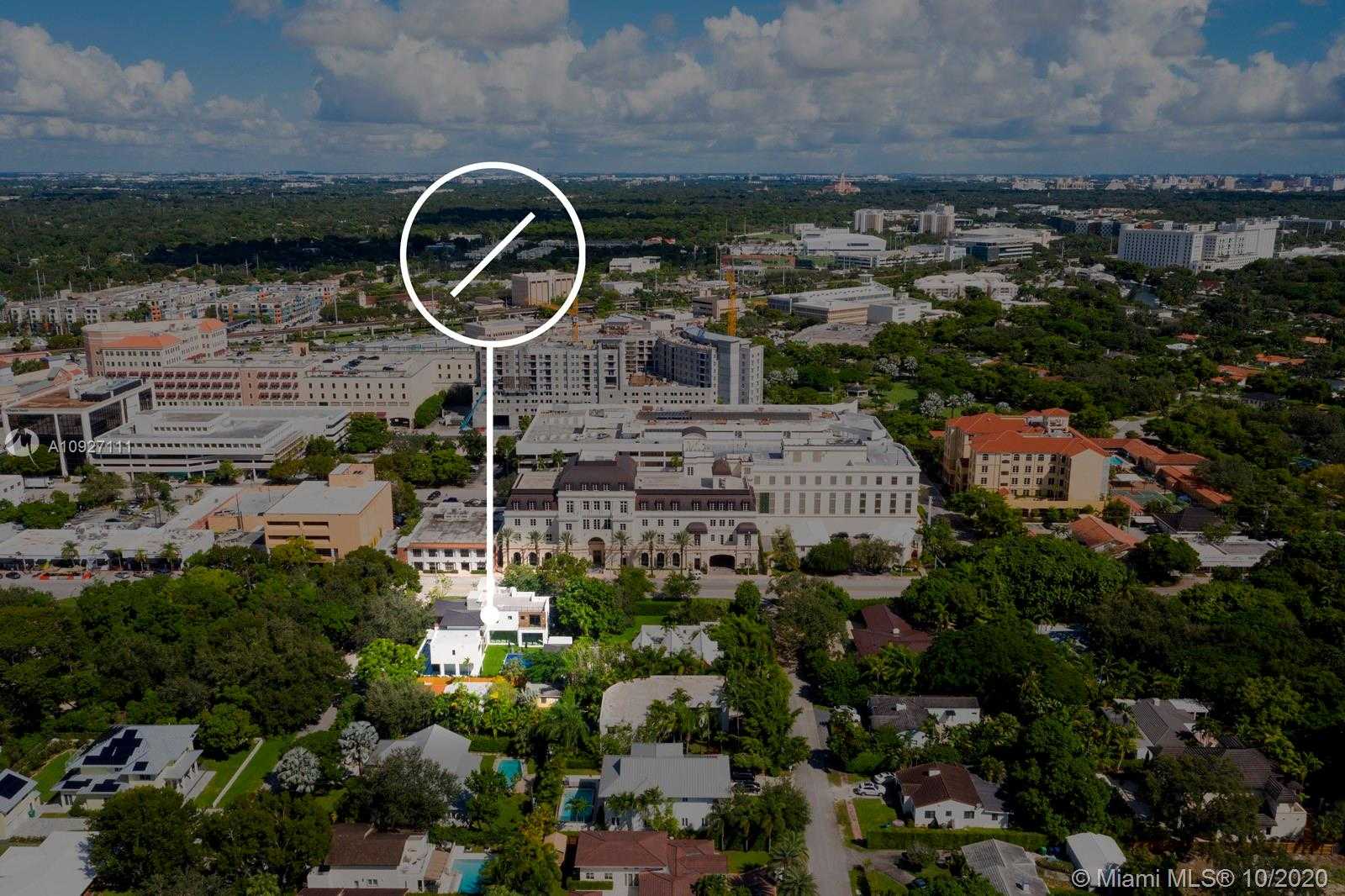 Small Image of 5470 SUNSET DR, Miami Number 27