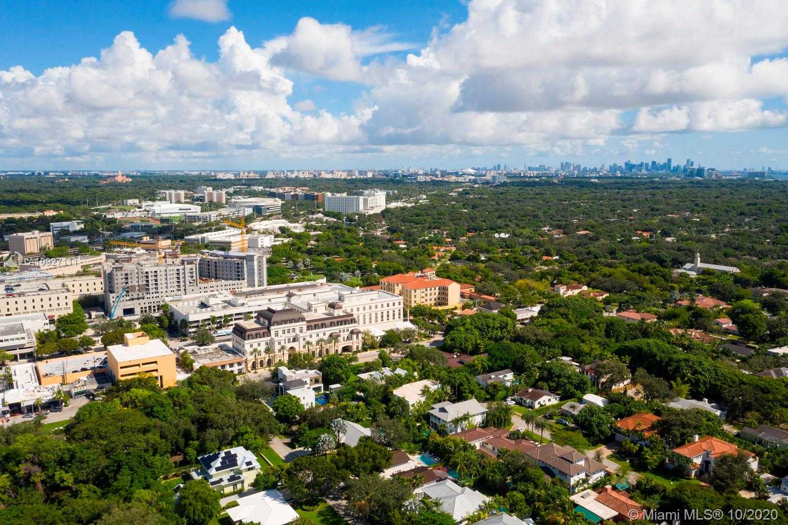 Small Image of 5470 SUNSET DR, Miami Number 29