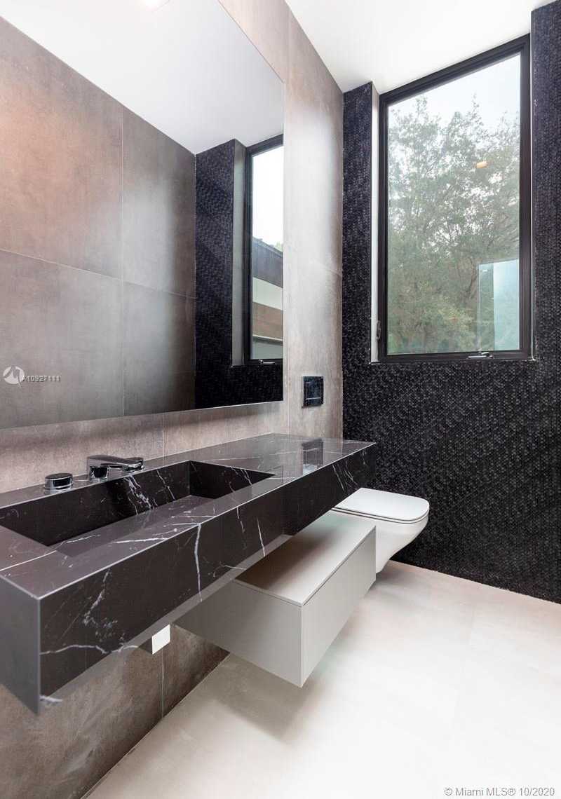 Small Image of 5470 SUNSET DR, Miami Number 8