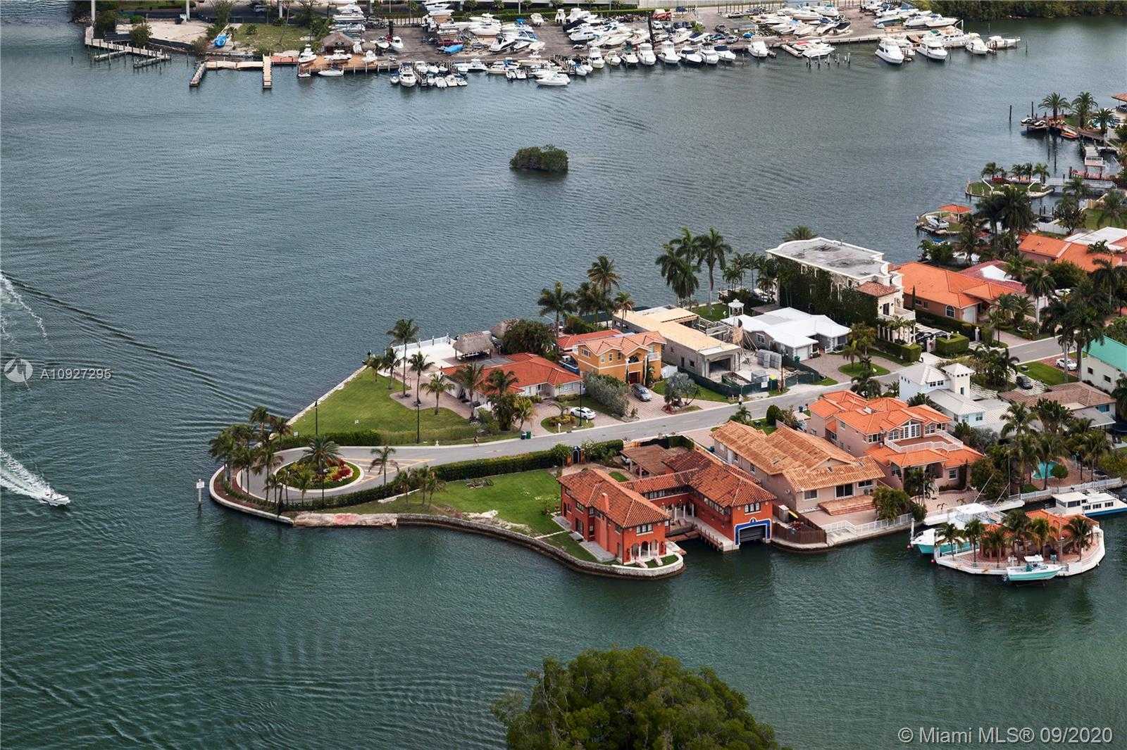 Small Image of 333 ATLANTIC ISLE, Sunny Isles Beach Number 4