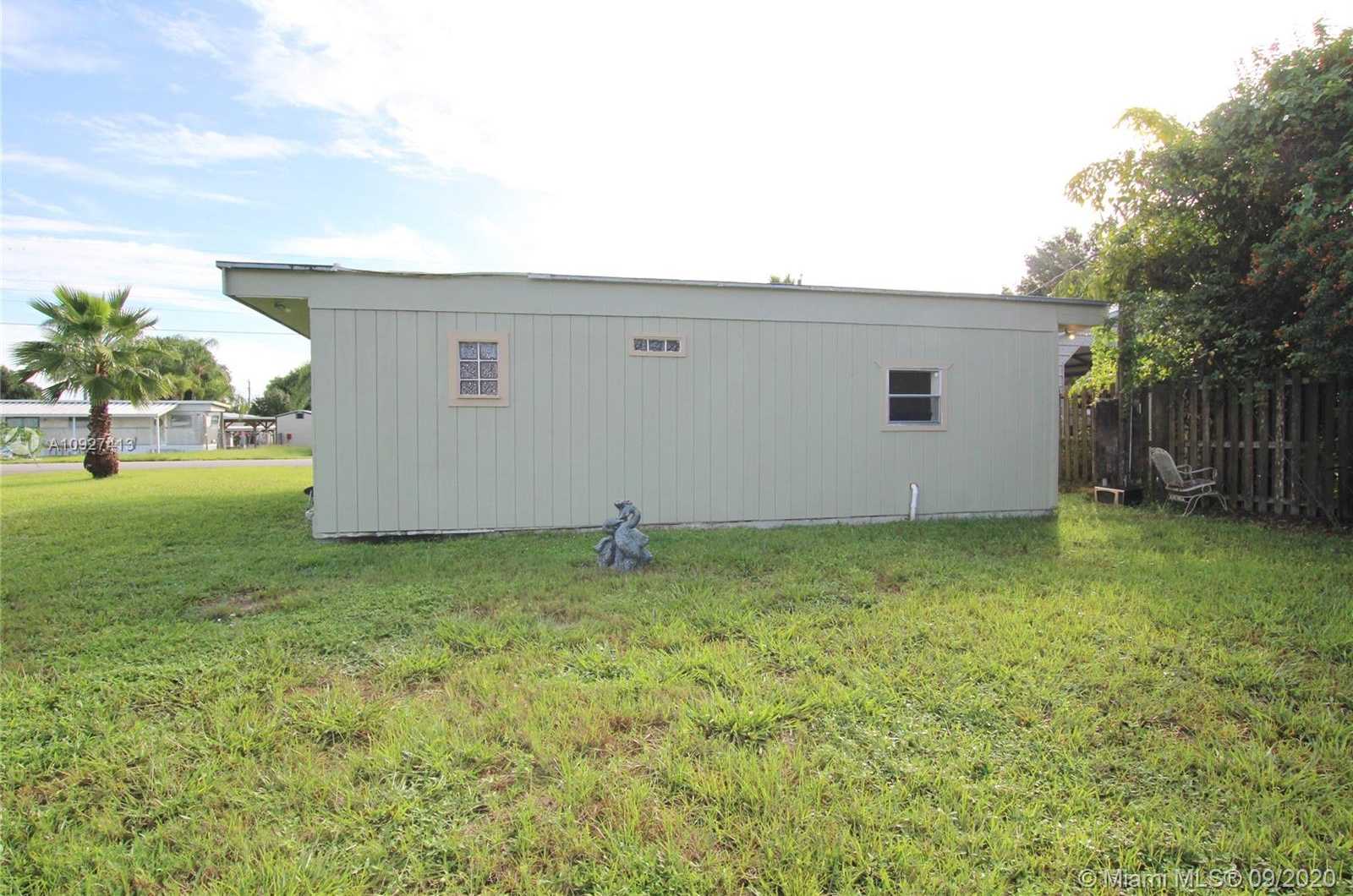 Small Image of 1052 10TH STREET, Bulkhead Ridge Number 19