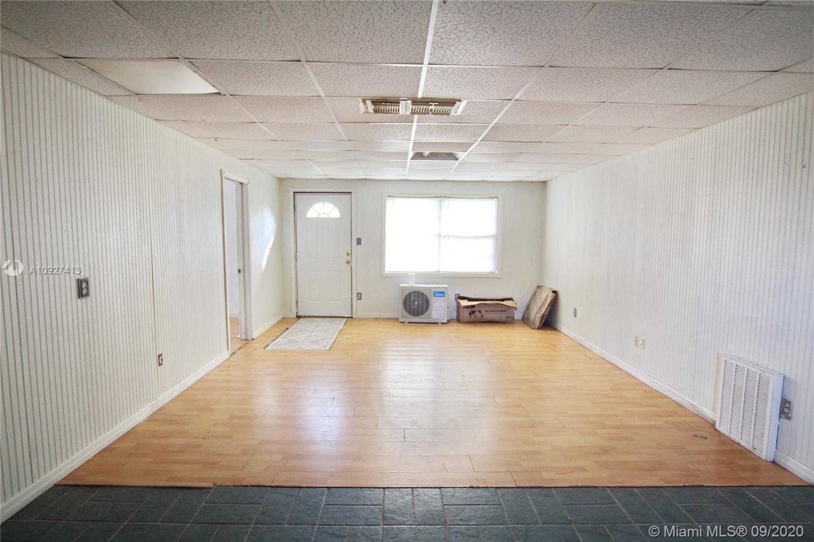 Small Image of 1052 10TH STREET, Bulkhead Ridge Number 5