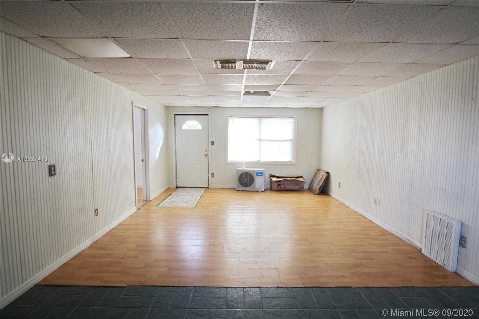 Small Image of 1052 10TH STREET, Bulkhead Ridge Number 7