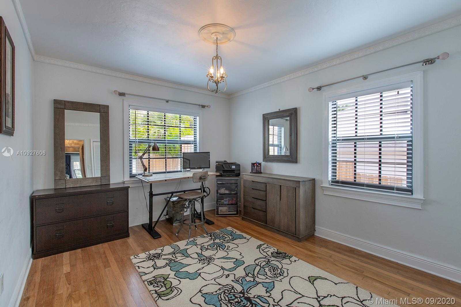 Small Image of 1059 NORTH EAST 88TH ST, Miami Number 12