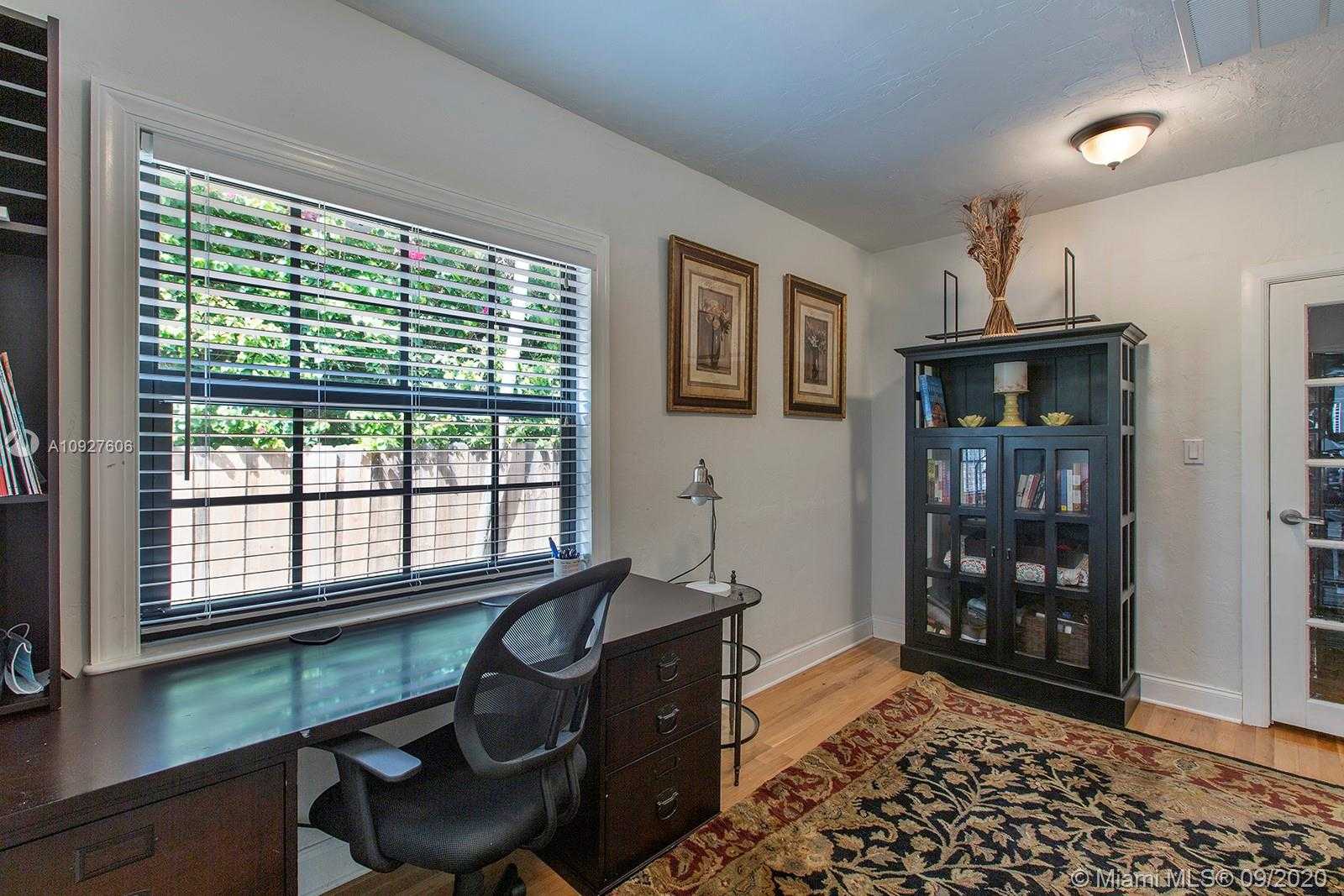 Small Image of 1059 NORTH EAST 88TH ST, Miami Number 15