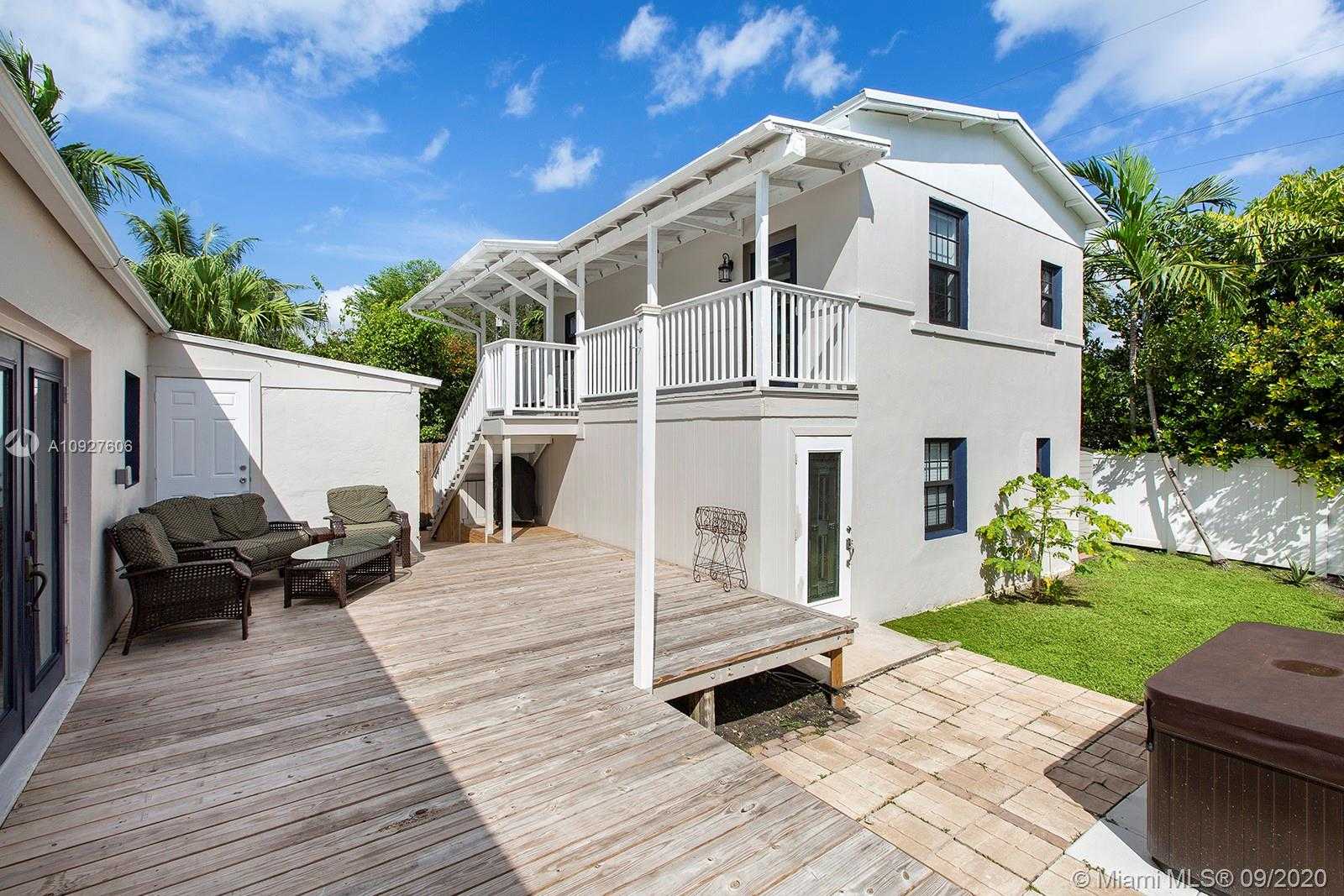 Small Image of 1059 NORTH EAST 88TH ST, Miami Number 16