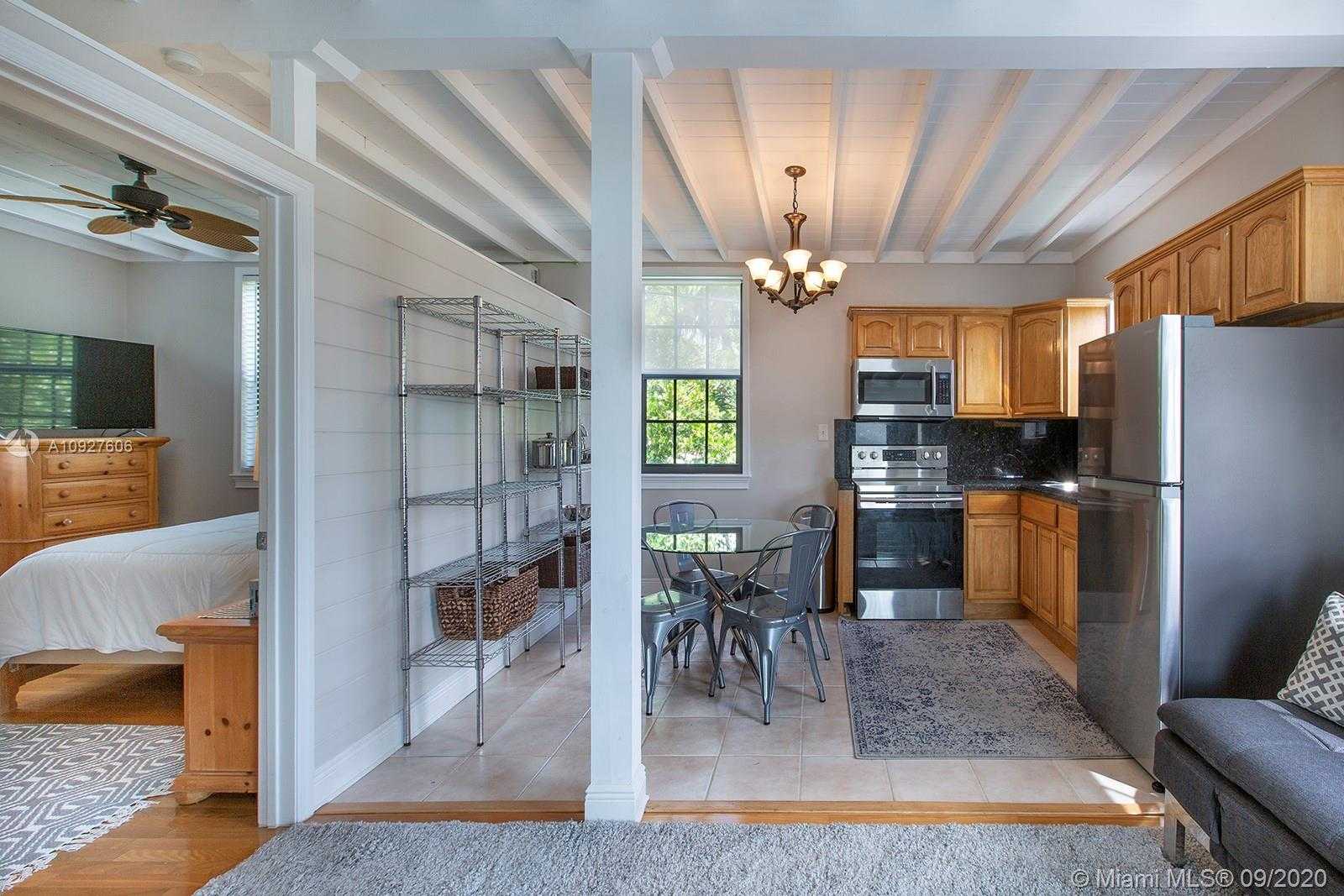 Small Image of 1059 NORTH EAST 88TH ST, Miami Number 17