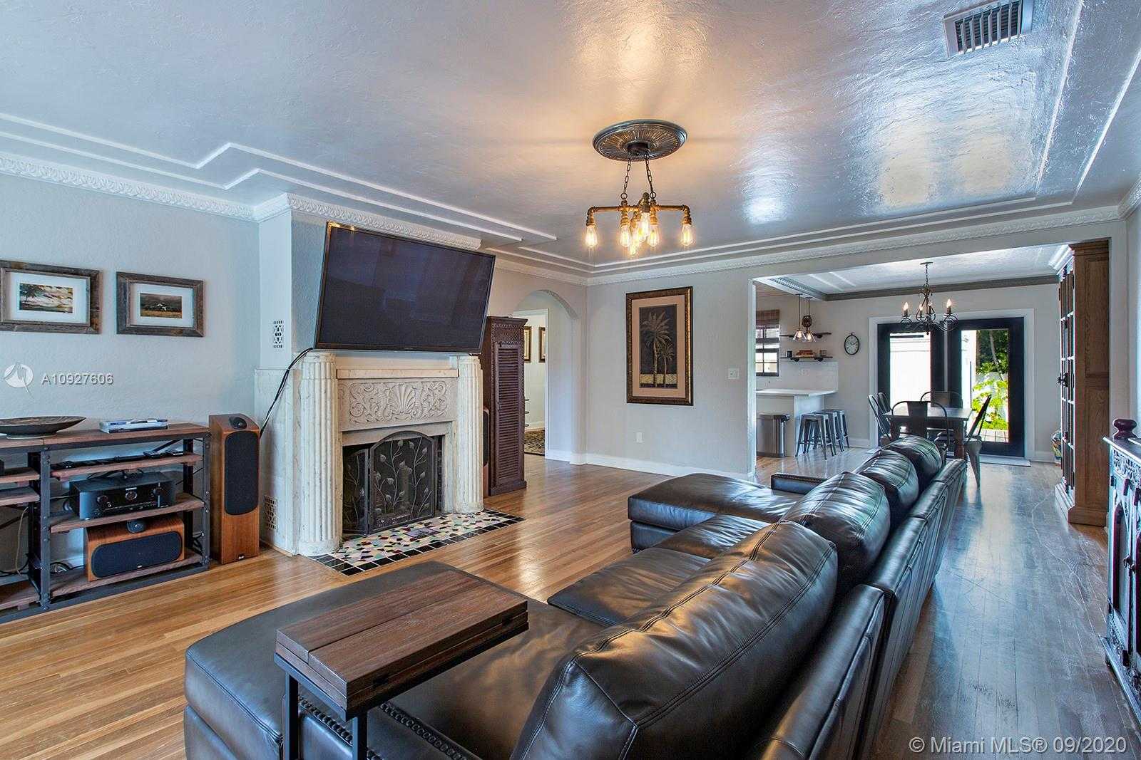 Small Image of 1059 NORTH EAST 88TH ST, Miami Number 5