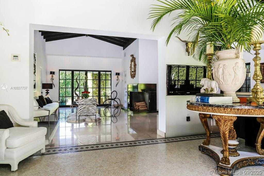 Small Image of 4437 SHERIDAN AVE, Miami Beach Number 9