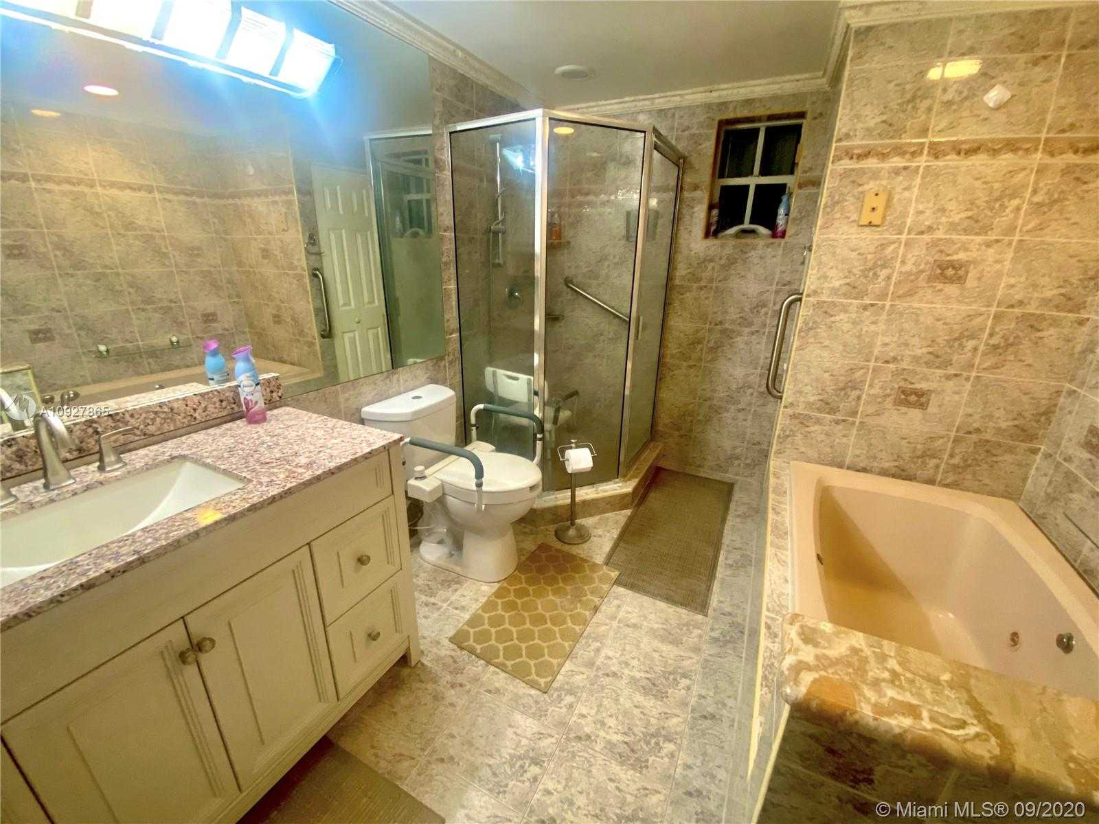 Small Image of 9265 SOUTH WEST 43RD ST, Miami Number 4
