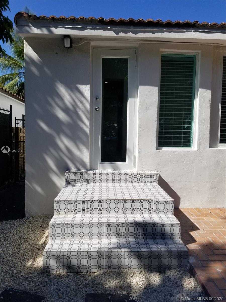 Small Image of 2740 SOUTH WEST 20TH ST, Miami Number 19