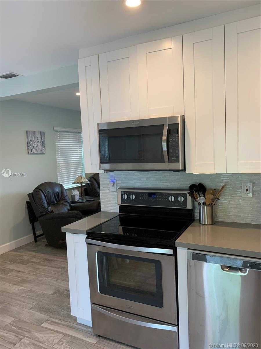 Small Image of 1517 NORTH WEST 6TH AVE, Fort Lauderdale Number 17