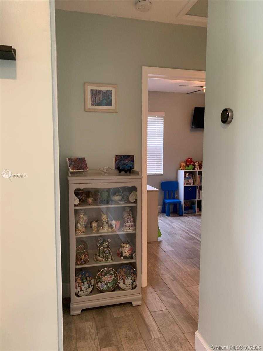 Small Image of 1517 NORTH WEST 6TH AVE, Fort Lauderdale Number 20