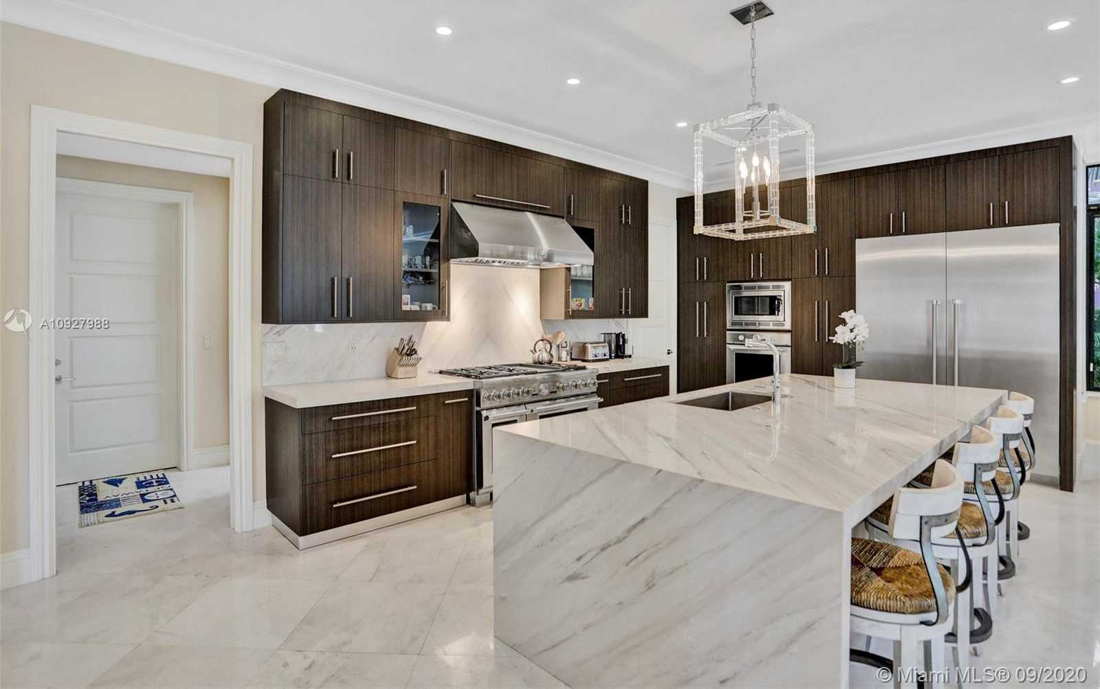 Small Image of 156 FIESTA WAY, Fort Lauderdale Number 23