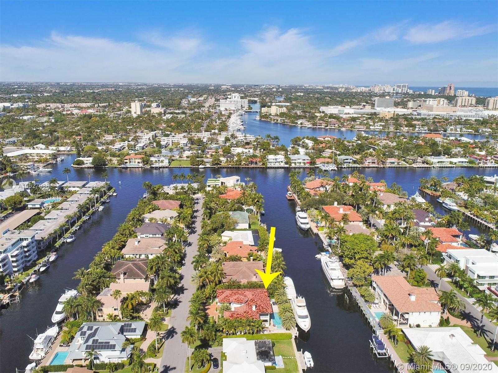 Small Image of 156 FIESTA WAY, Fort Lauderdale Number 3