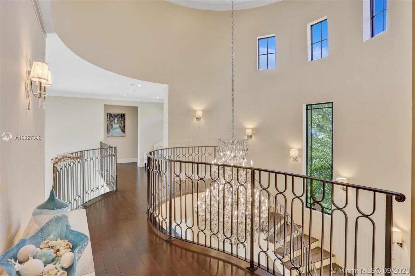 Small Image of 156 FIESTA WAY, Fort Lauderdale Number 49