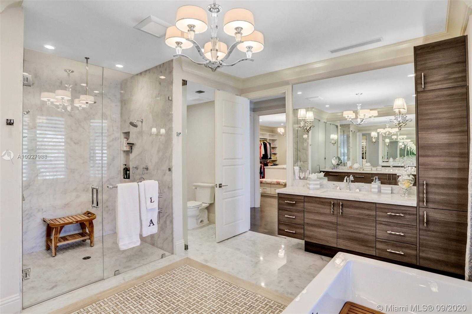 Small Image of 156 FIESTA WAY, Fort Lauderdale Number 82