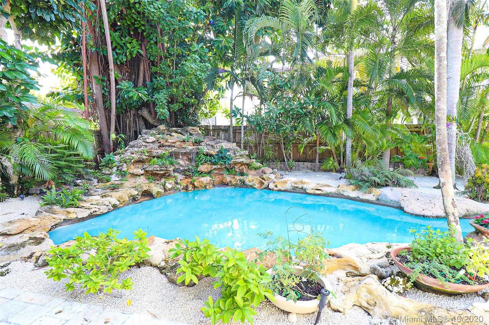 Small Image of 4344 SOUTH DOUGLAS RD, Miami Number 11