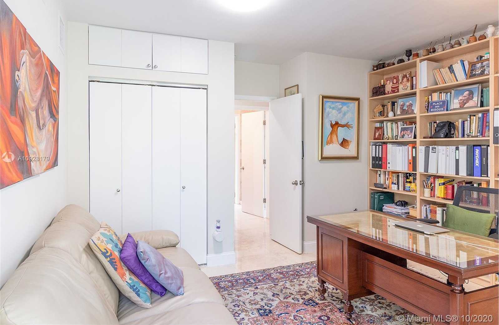 Small Image of 4344 SOUTH DOUGLAS RD, Miami Number 19