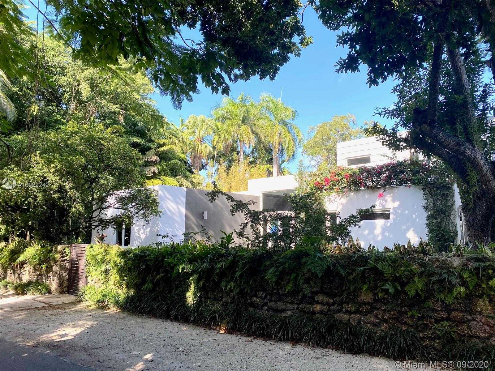Small Image of 3925 LEAFY WAY, Miami Number 2