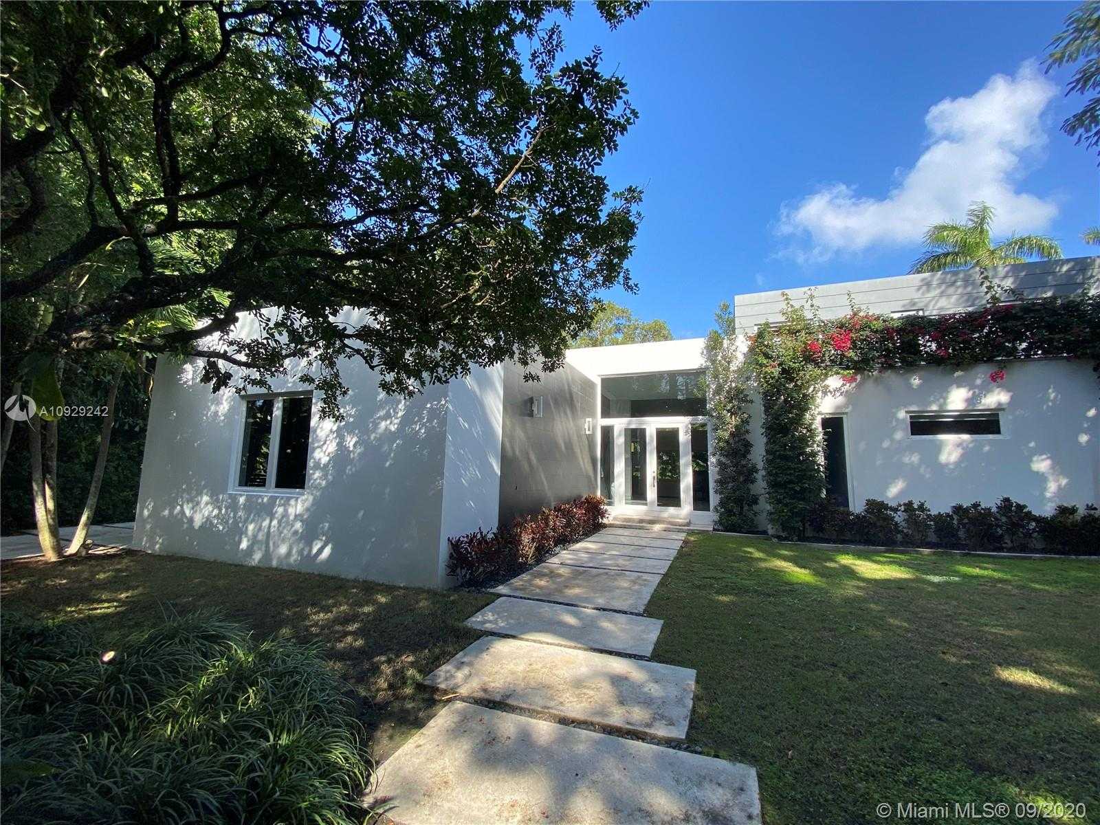Small Image of 3925 LEAFY WAY, Miami Number 48