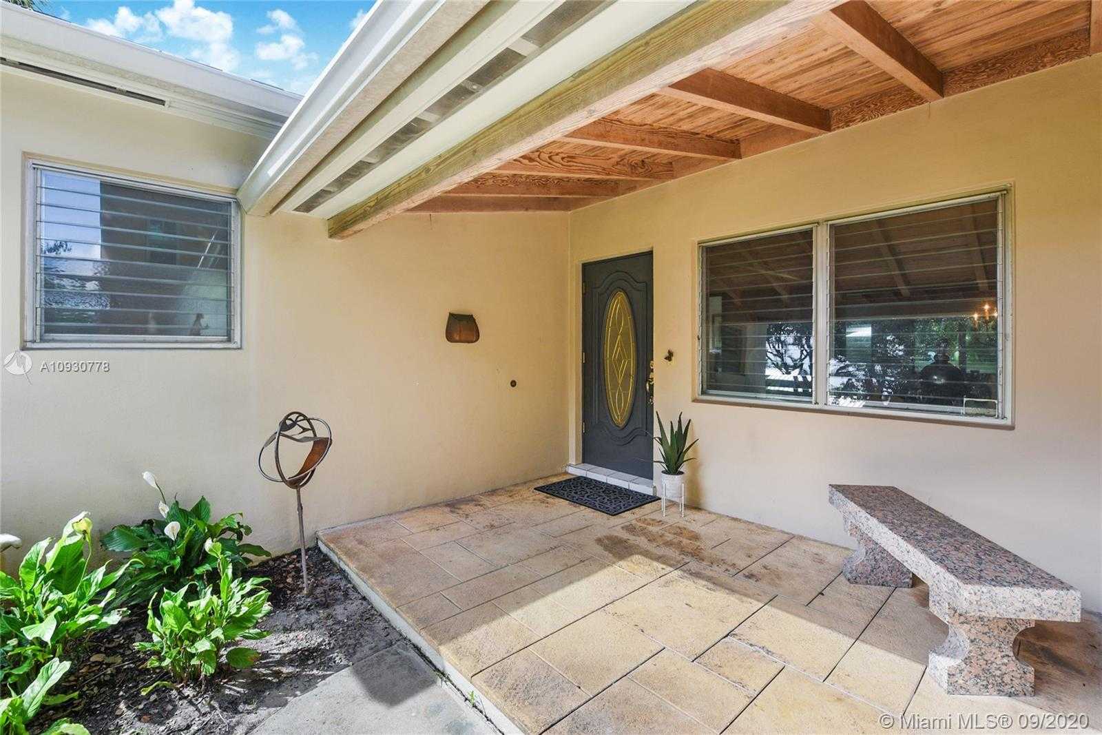 Small Image of 7720 SOUTH WEST 52ND AVE, Miami Number 3